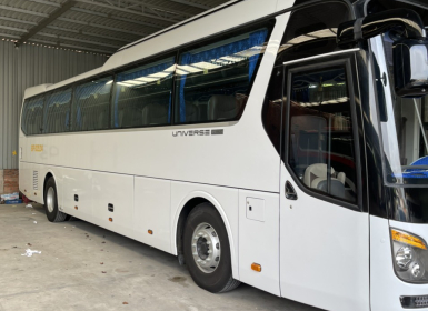 Xe Dịch Vụ Du Lịch Ở Tân Uyên Bình Dương - Công Ty Đại Đồng Đen