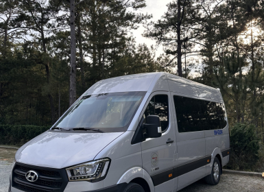 ĐỘI NGŨ XE ĐA DẠNG - GIÁ THUÊ XE 16 CHỖ FORD TRANSIT Ở THUẬN AN BÌNH DƯƠNG