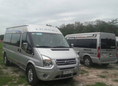 Cho Thuê Xe Ford Transit 16 Chỗ Theo Tháng Giá Rẻ Tại Bình Dương: Lựa Chọn Hàng Đầu Cho Doanh Nghiệp Và Cá Nhân