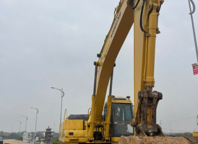 Cho Thuê Xe Đào Tại Hậu Giang: Giải Pháp Đào Đắp Tối Ưu Tối Đa Chi Phí
