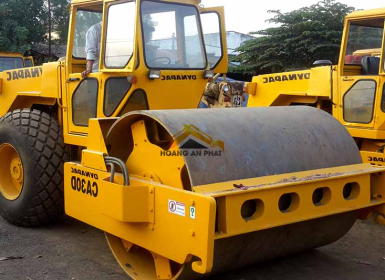 Cho thuê xe lu giá rẻ tại Quận 8, TPHCM – Đại Đồng Đen đảm bảo chất lượng và tiến độ**