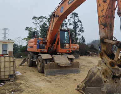 Cho Thuê Xe Xúc Uy Tín Toàn Quốc: Giải Pháp Cơ Giới Chuyên Nghiệp Từ Đại Đồng Đen.